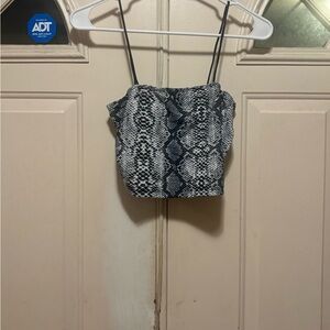 Women’s Snake Print Cropped Cami Top - Black/White